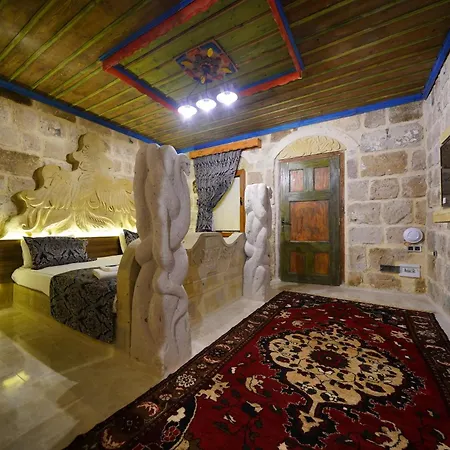 Hotel Kayatas Cave 2*