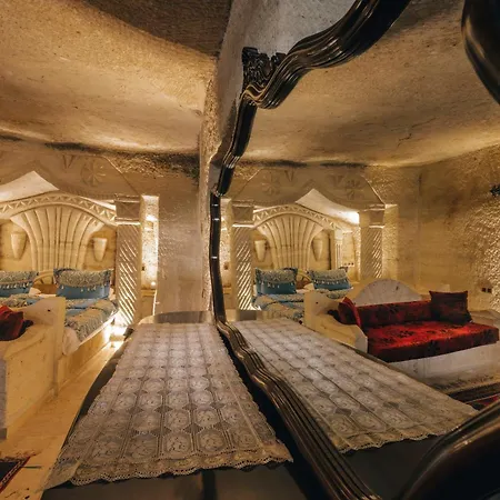 Kayatas Cave Hotel