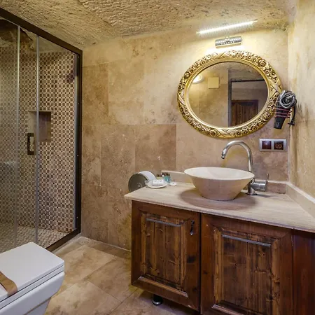 Hotel Kayatas Cave 2*