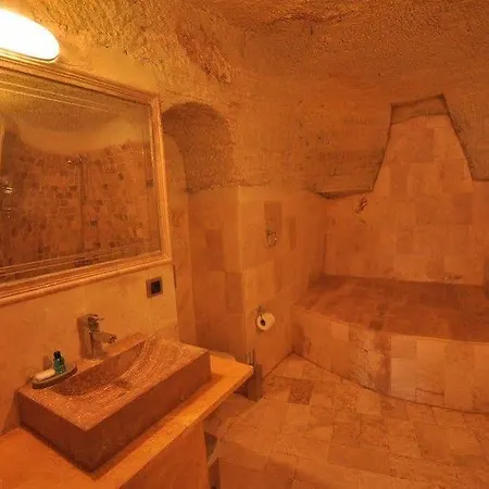 מלון Kayatas Cave