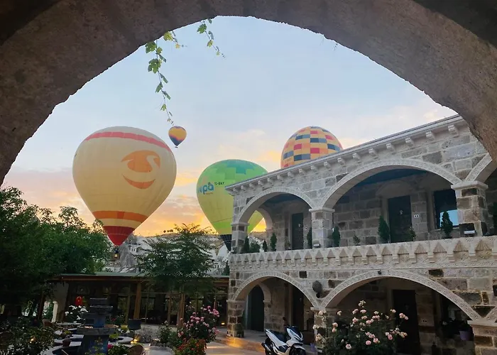 Kayatas Cave Hotell 2*