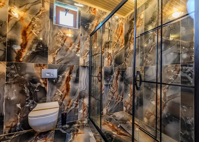 Kayatas Cave Hotel 2*