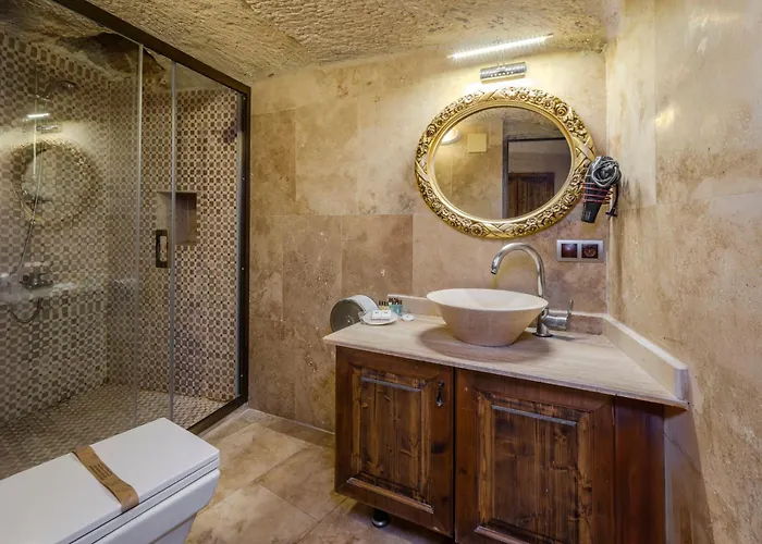 Hotell Kayatas Cave 2*